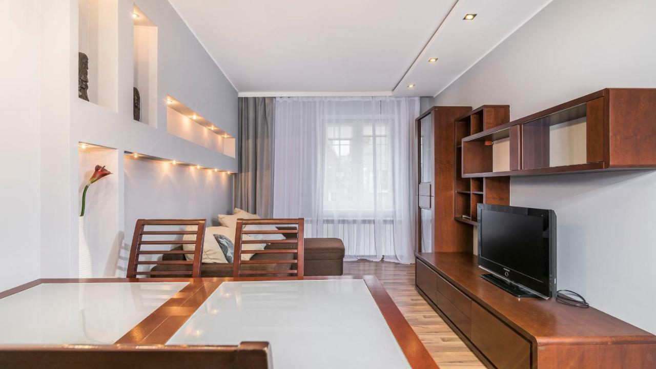 Maya'S Flats & Resorts - Old Town Piwna กดัญสก์ ภายนอก รูปภาพ