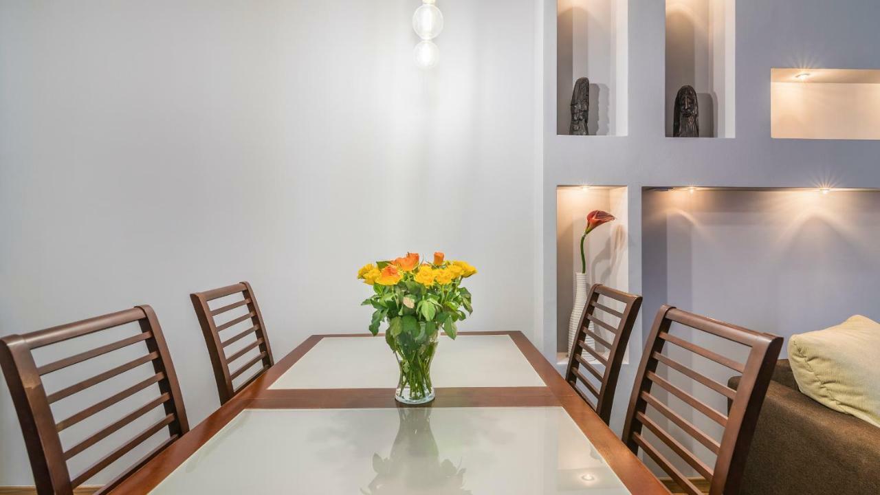 Maya'S Flats & Resorts - Old Town Piwna กดัญสก์ ภายนอก รูปภาพ